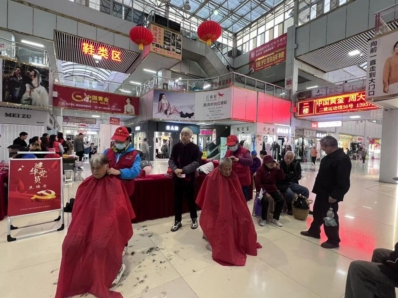 公益不打烊，情暖每月时光