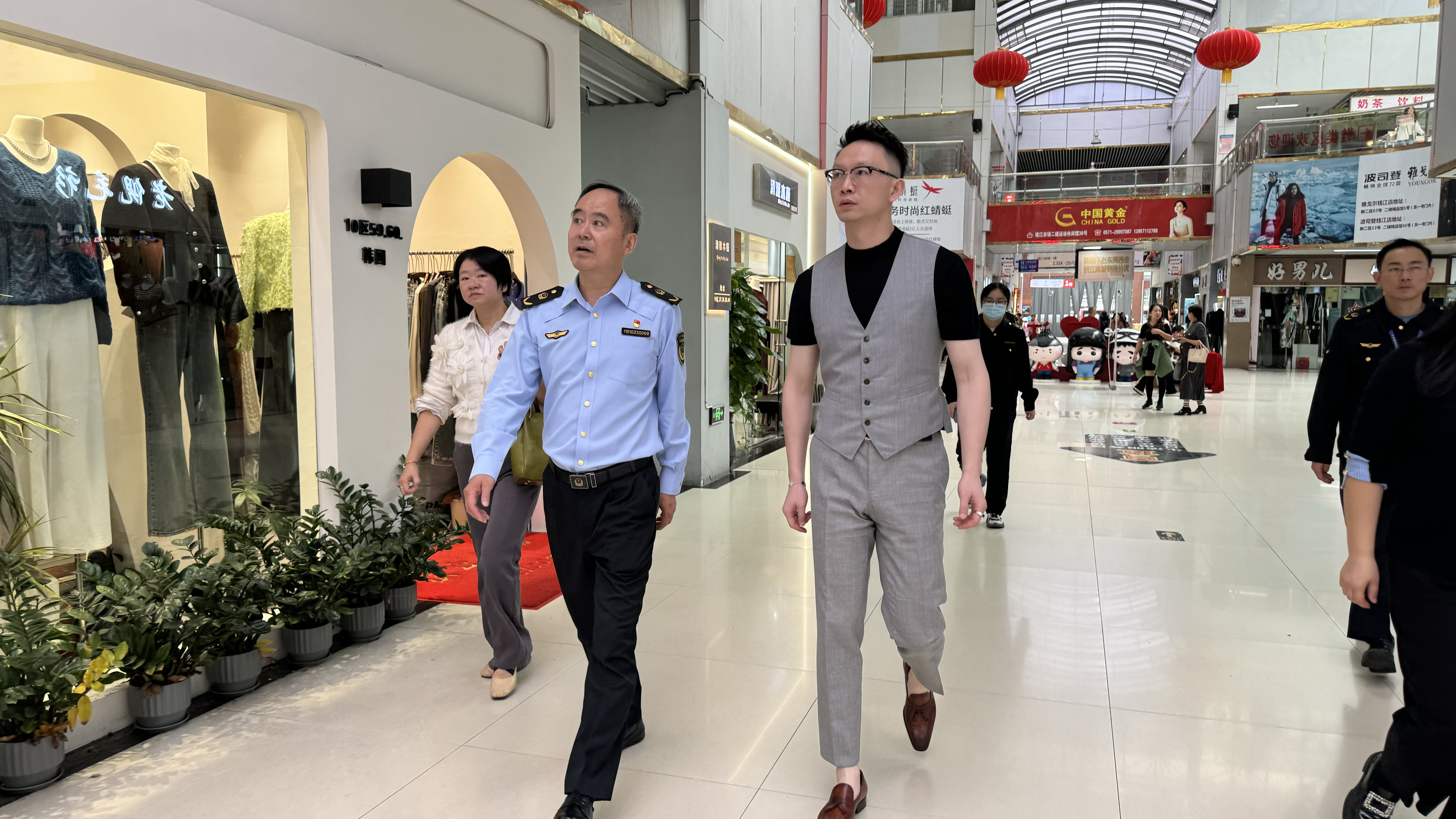 拱墅区市场监管局副局长莅临钱江商城发展党建调研领导工作