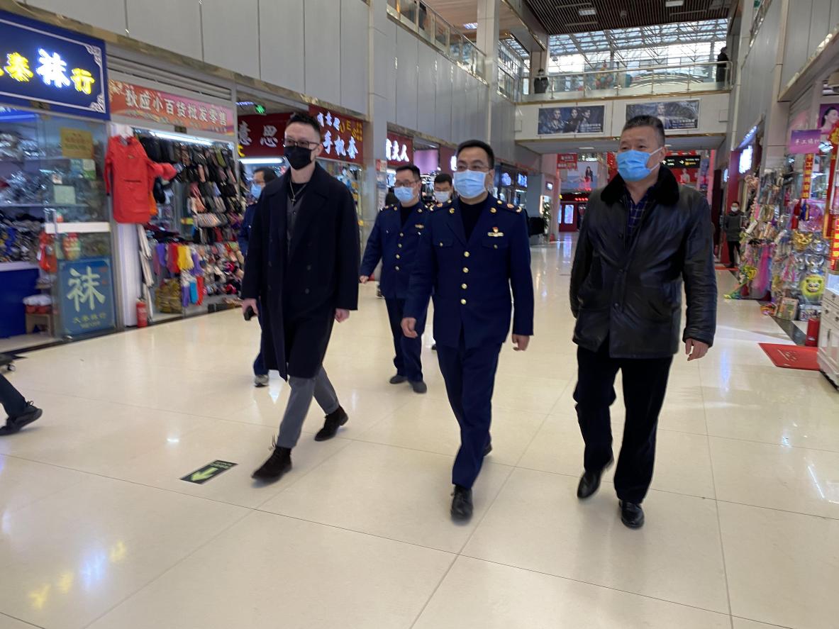 拱墅区市场监管局党委书记、局长赵斌莅临钱江商城 查抄疫情防控工作