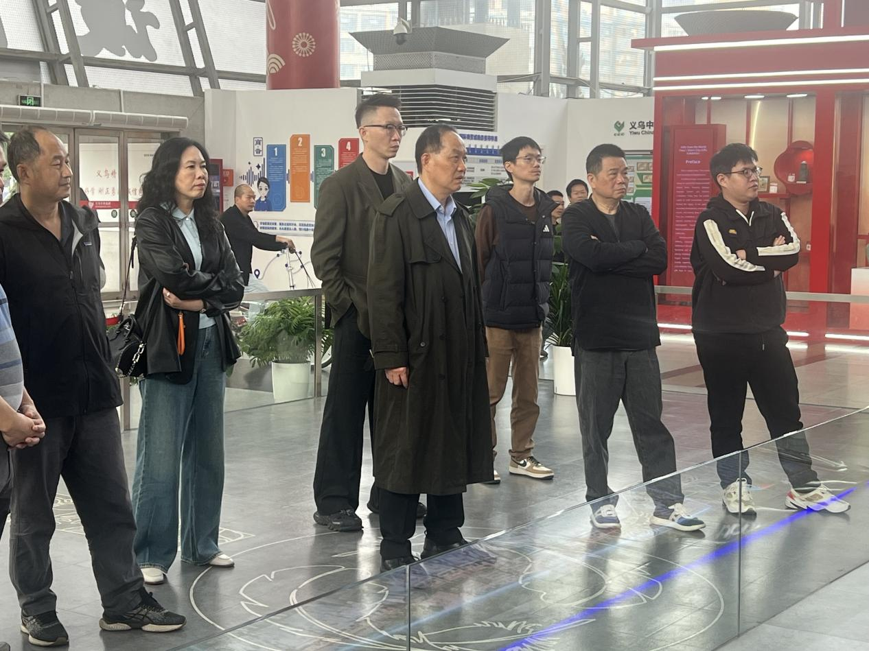 借鉴义乌经验，推动创新发展